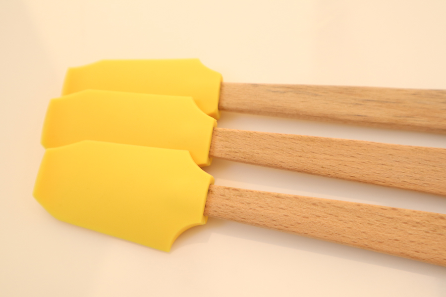 Non-stick silicone and wood handle spatulas