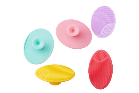 Advantages and use of silica gel cleansing brush